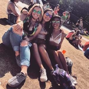 Meet your Posher, Christi jo